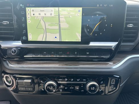 Used 2023 Chevrolet Silverado 1500 LT RWD image 28