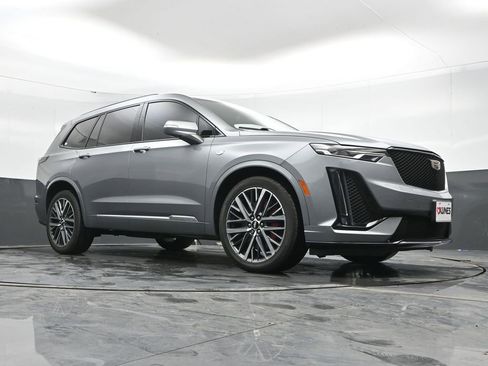Used 2023 Cadillac XT6 Sport image 49