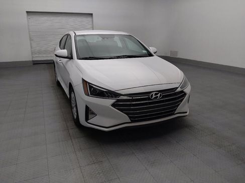 Used 2020 Hyundai Elantra SE w/ Cargo Package (C1) FWD image 14