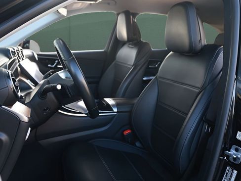 Used 2024 Mercedes-Benz GLC 300 GLC 300 image 2