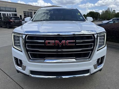 Used 2021 GMC Yukon SLT w/ SLT Premium Package RWD image 2
