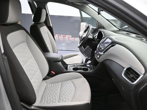 Used 2021 Chevrolet Equinox LS w/ LS Convenience Package image 42