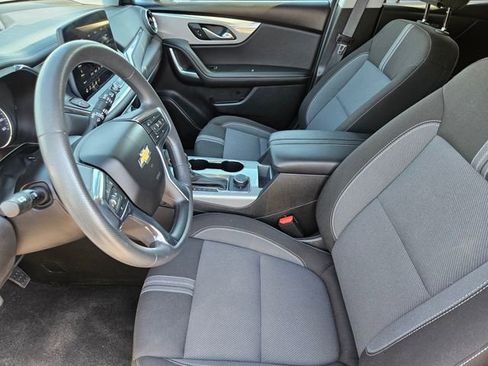Used 2025 Chevrolet Blazer LT AWD/4WD image 12