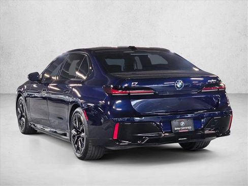 Certified 2023 BMW i7 xDrive60 w/ Parking Assistance Package AWD/4WD image 7