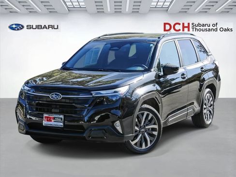 Certified 2025 Subaru Forester Touring AWD/4WD image 1