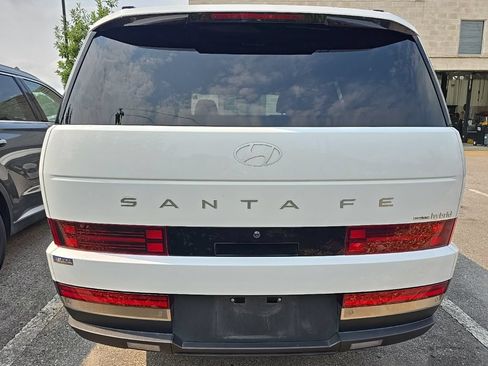 Certified 2025 Hyundai Santa Fe Limited AWD/4WD image 6