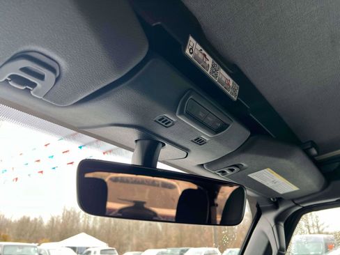 Used 2022 Jeep Wrangler Unlimited Sport image 12