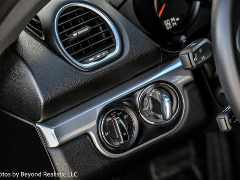 Used 2025 Porsche 718 Cayman image 29