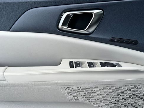 New 2026 Kia Carnival SX FWD image 11