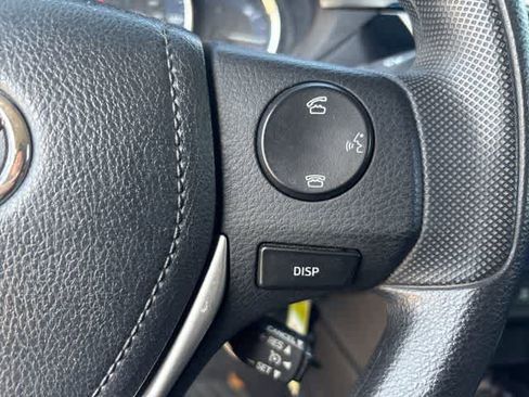 Used 2014 Toyota Corolla LE image 13