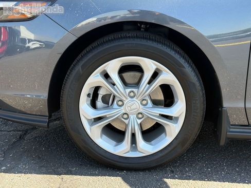 Certified 2023 Honda Accord LX image 11