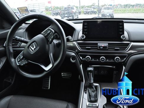 Used 2022 Honda Accord Sport image 19