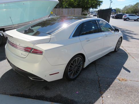 Used 2013 Lincoln MKZ Reserve image 5
