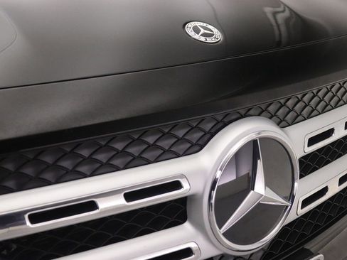 Certified 2023 Mercedes-Benz GLB 250 image 29