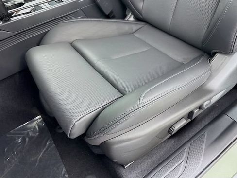 New 2026 Subaru Outback Touring XT AWD/4WD image 19