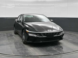 New 2026 Hyundai Elantra Blue video 2