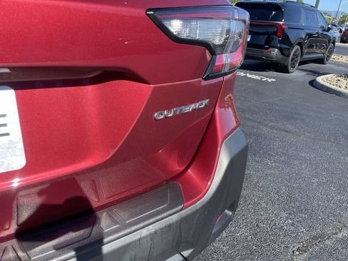 Certified 2025 Subaru Outback Premium AWD/4WD image 6