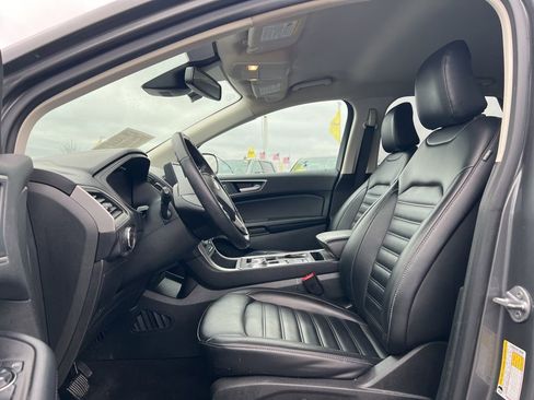 Used 2023 Ford Edge SEL image 11