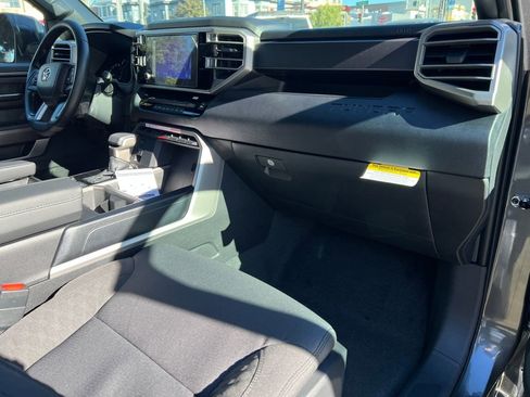 New 2026 Toyota Tundra SR5 image 18