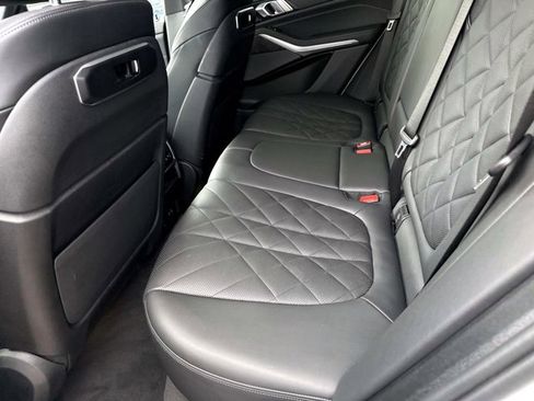 Used 2024 BMW X5 sDrive40i RWD image 14