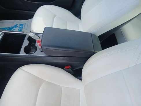 Used 2023 Tesla Model 3 Standard Range RWD image 8