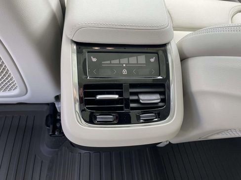 New 2026 Volvo XC60 B5 Ultra w/ Protection Package Premier AWD/4WD image 3