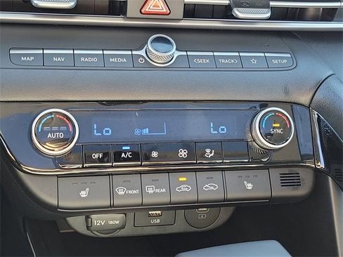 New 2026 Hyundai Elantra Limited image 10