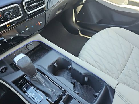 New 2026 Nissan Sentra SL FWD image 24