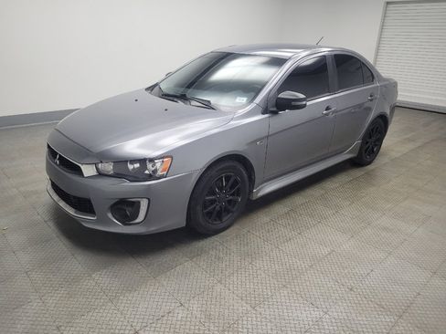 Used 2016 Mitsubishi Lancer SE image 2