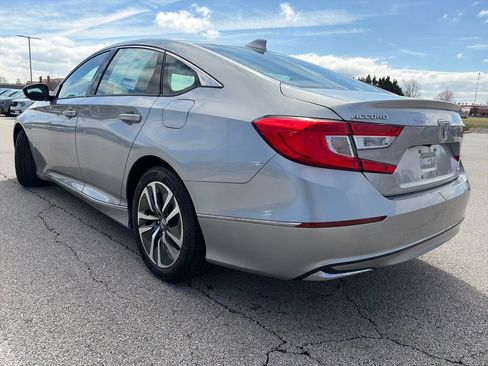 Used 2019 Honda Accord EX image 5