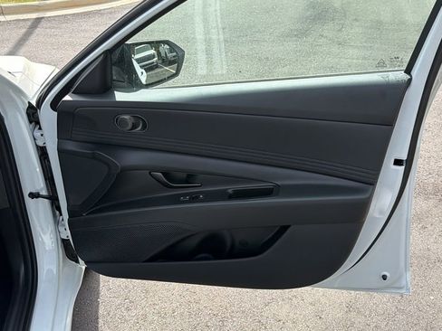 New 2026 Hyundai Elantra Sport FWD image 15