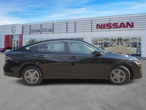 New 2027 Nissan Sentra S w/ Floor Mat Package FWD image 4