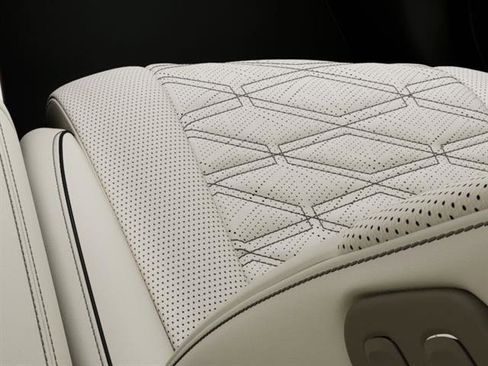 New 2026 Genesis GV80 3.5T e-SC image 16