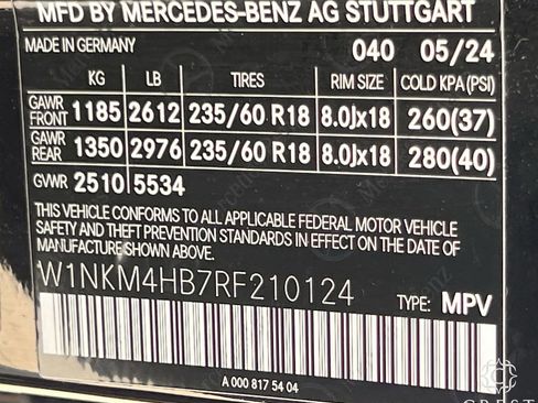 Used 2024 Mercedes-Benz GLC 300 4MATIC image 29