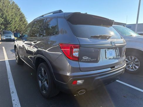 Used 2021 Honda Passport Touring image 2