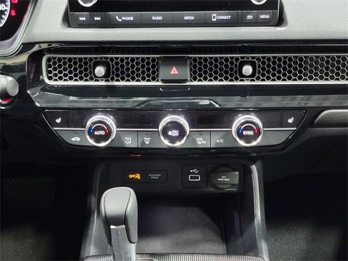 Certified 2024 Honda Civic EX image 22
