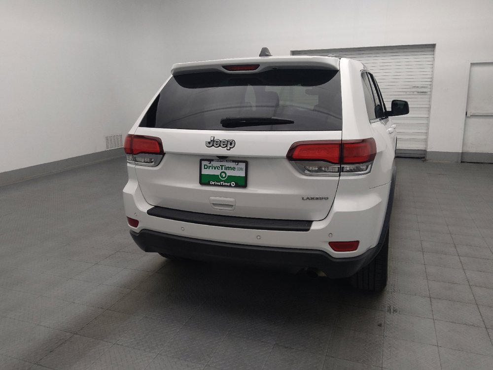Used 2022 Jeep Grand Cherokee Laredo E w/ Security & Convenience Group RWD image 7