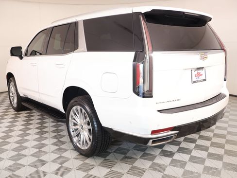 Used 2022 Cadillac Escalade Premium Luxury AWD/4WD image 26