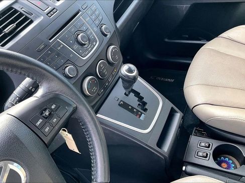 Used 2013 MAZDA MAZDA5 Grand Touring image 18