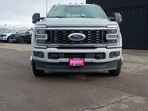 Used 2025 Ford F450 Platinum image 3