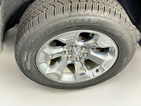 Used 2023 RAM 1500 Big Horn AWD/4WD image 29