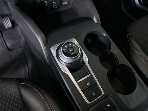 Used 2025 Ford Escape ST-Line Select AWD/4WD image 16