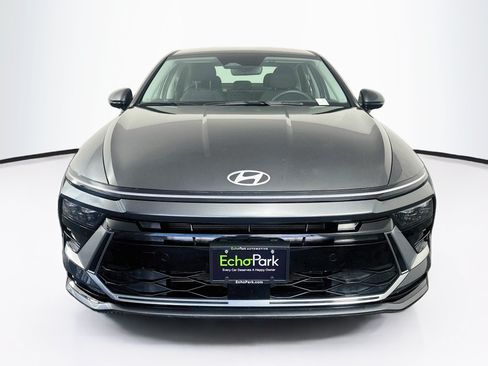 Used 2025 Hyundai Sonata SEL FWD image 2