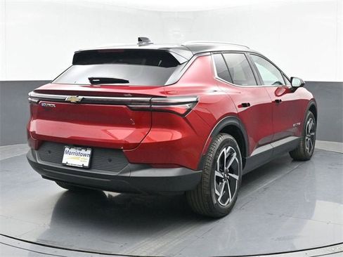 New 2026 Chevrolet Equinox EV LT image 14