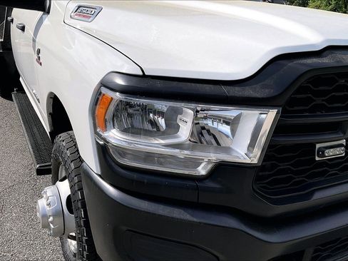 Used 2022 RAM 3500 Tradesman w/ Safety Group image 26