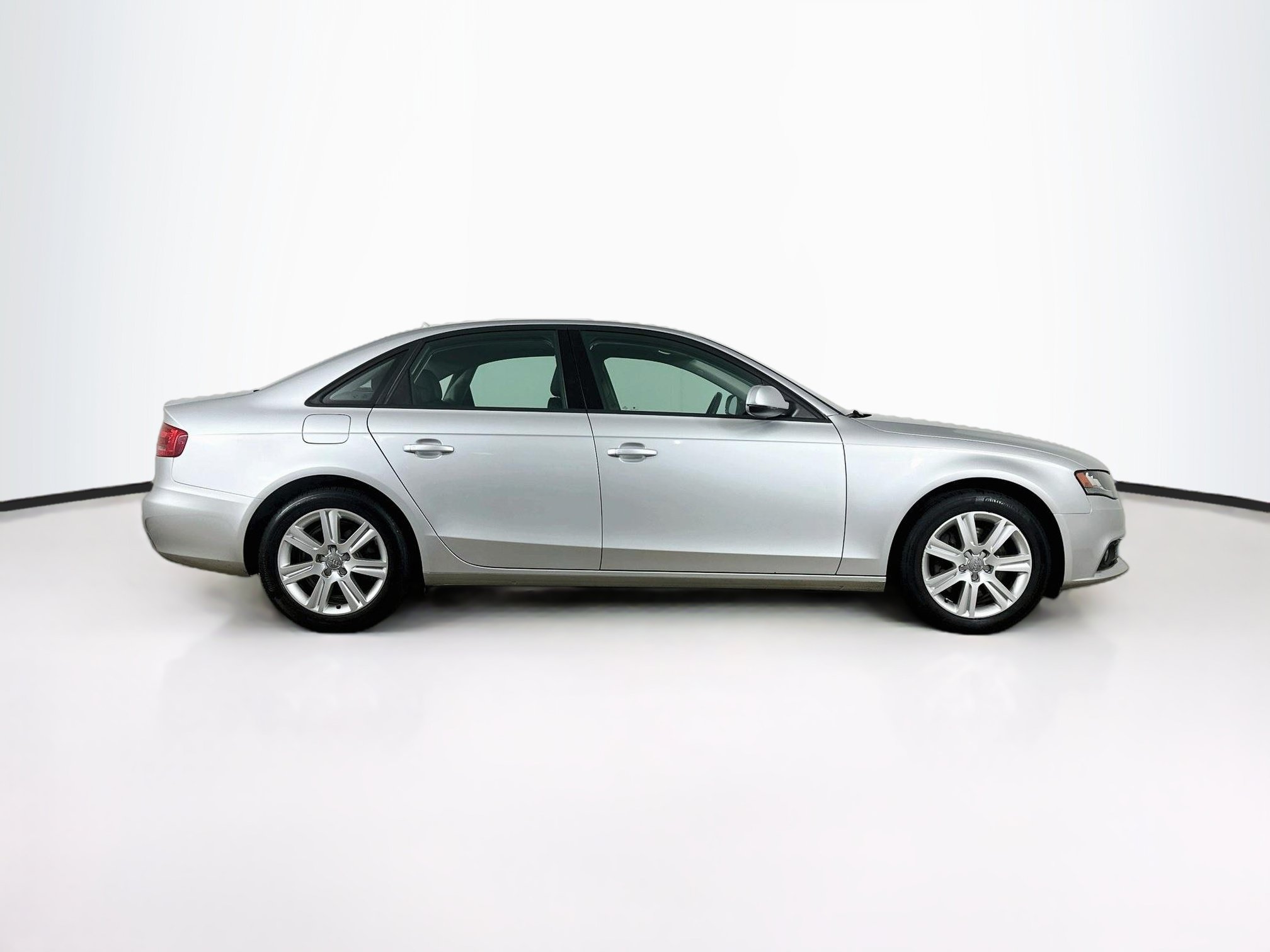 Used 2011 Audi A4 2.0T Premium FWD image 10