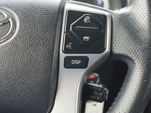 Used 2016 Toyota 4Runner SR5 Premium image 11