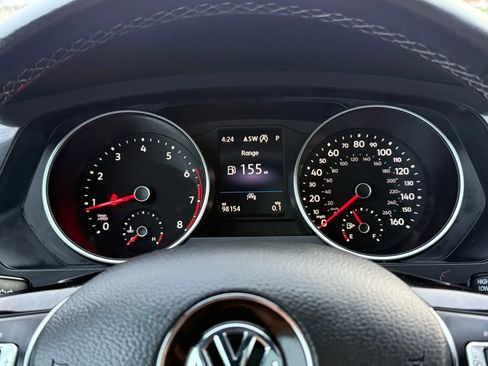 Used 2021 Volkswagen Tiguan SE R-Line image 33