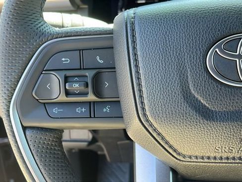 New 2026 Toyota Tacoma TRD Off-Road AWD/4WD image 9