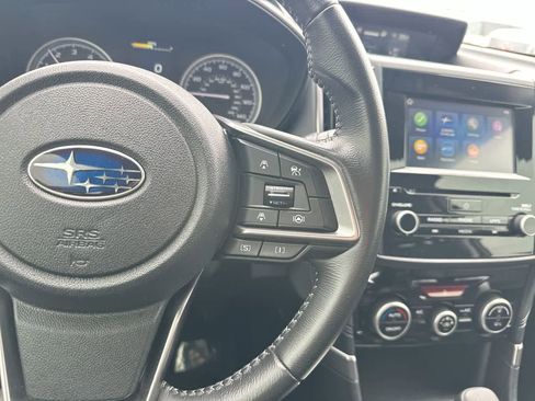 Used 2023 Subaru Forester Premium image 30